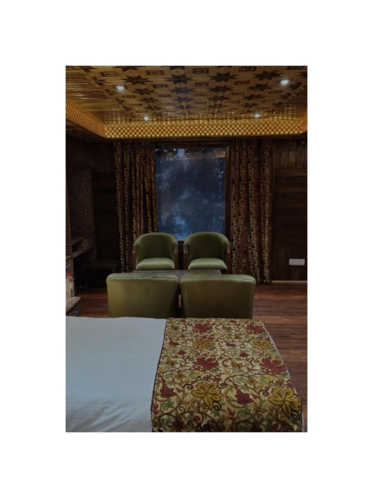 Hotel Shanu Premium Gulmarg Exterior photo